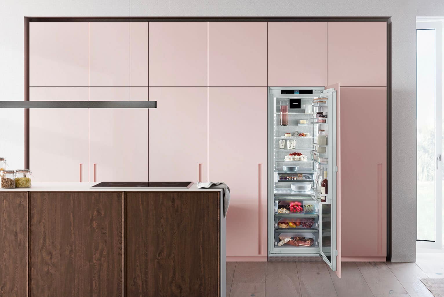 Untitled-1_0001s_0001_LiebherrPinkpremieum