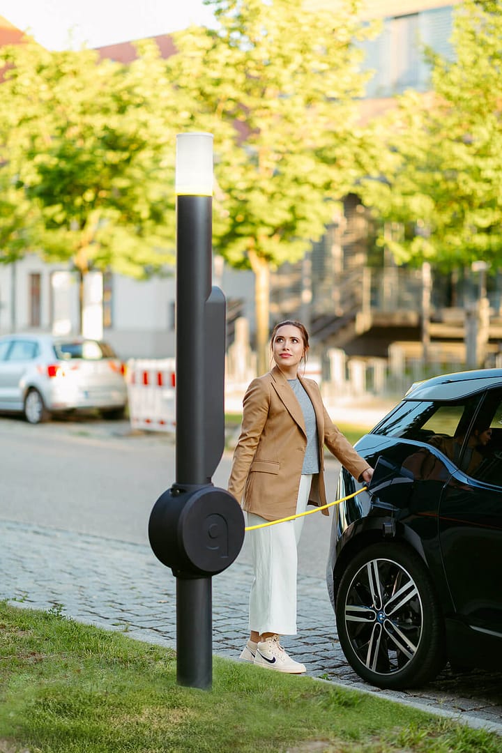 QwelloCharginghero1 QwelloCharginghero1