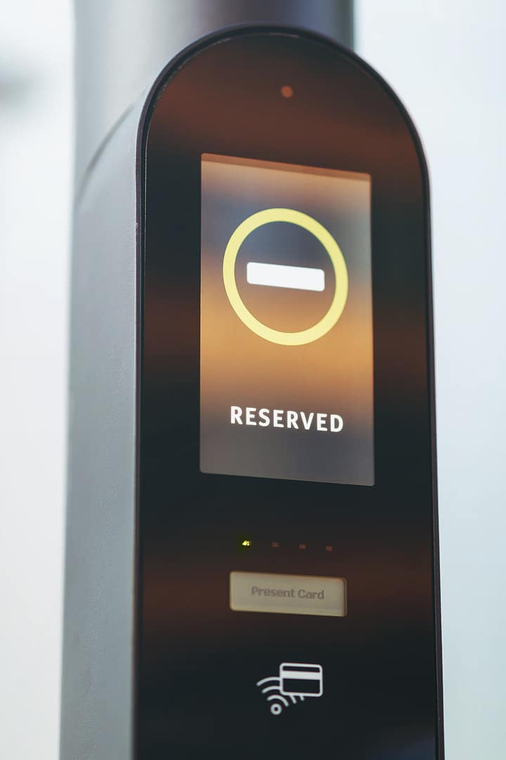 Qwellopolebooked Qwellopolebooked