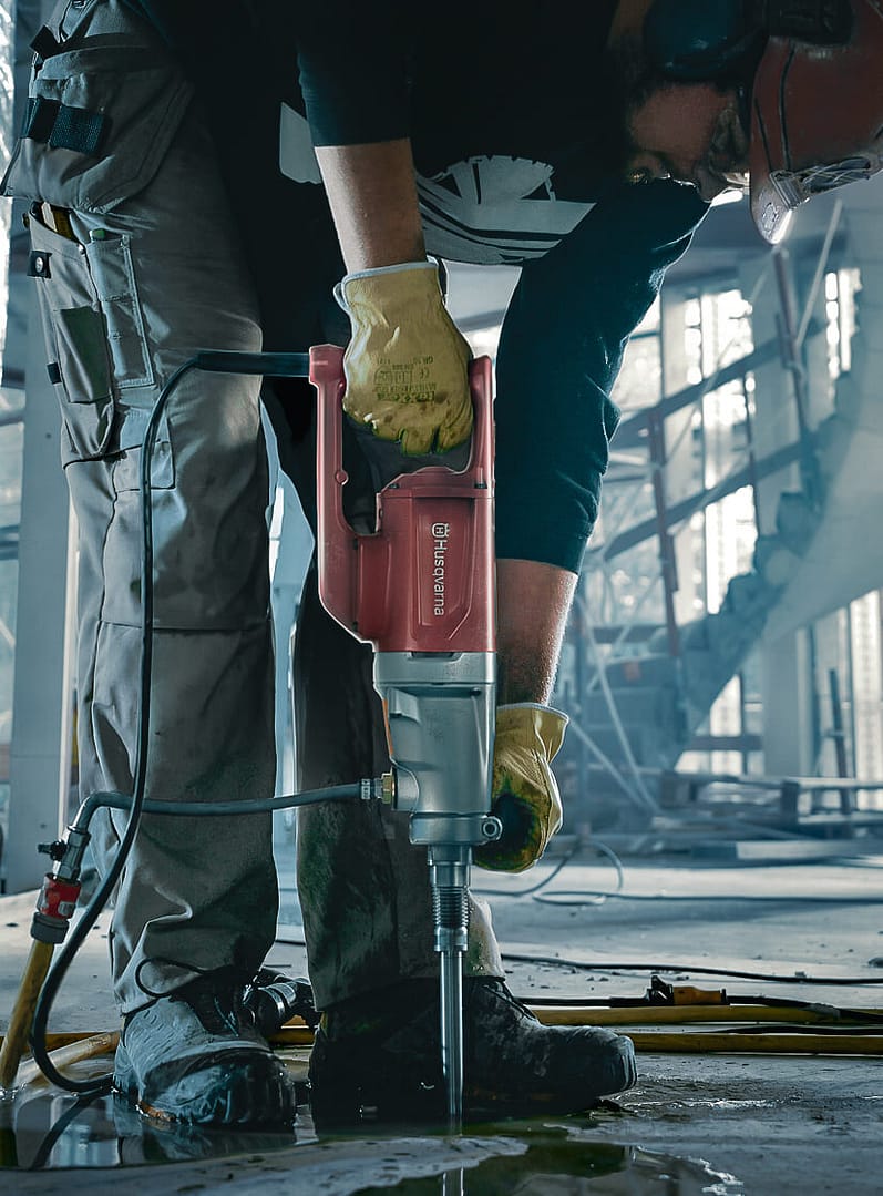 Artifact-HandDrill2(b) Artifact-HandDrill2(b)